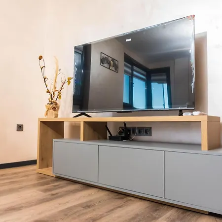 Maritsa View 1 Apartment *